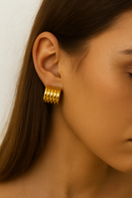 Load image into Gallery viewer, 18K Yellow Gold Ridged Huggies