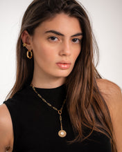 Load image into Gallery viewer, 18K Yellow Gold Hoops