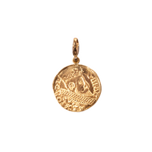 Load image into Gallery viewer, Gold pendant with a face design on a white background