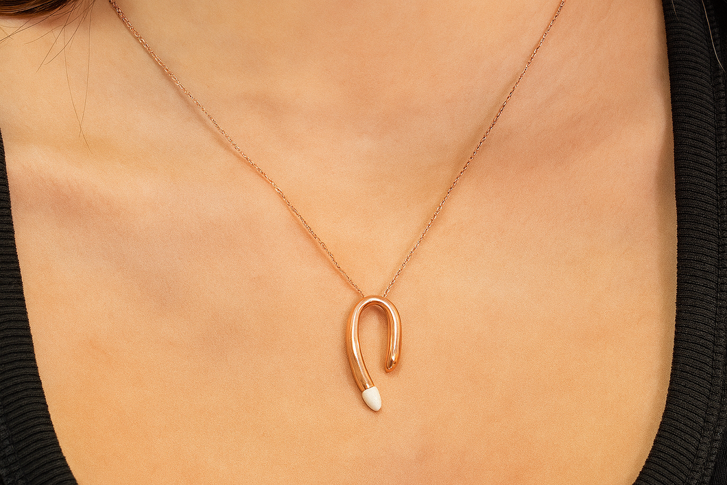 18K Rose Gold Soft Curve Necklace