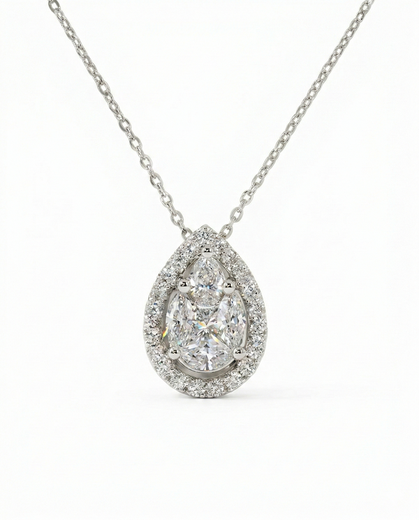 18K White Gold Diamond Teardrop Pendant